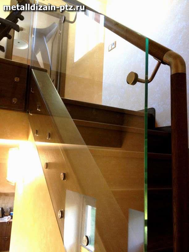 Лестницы закрытого типа